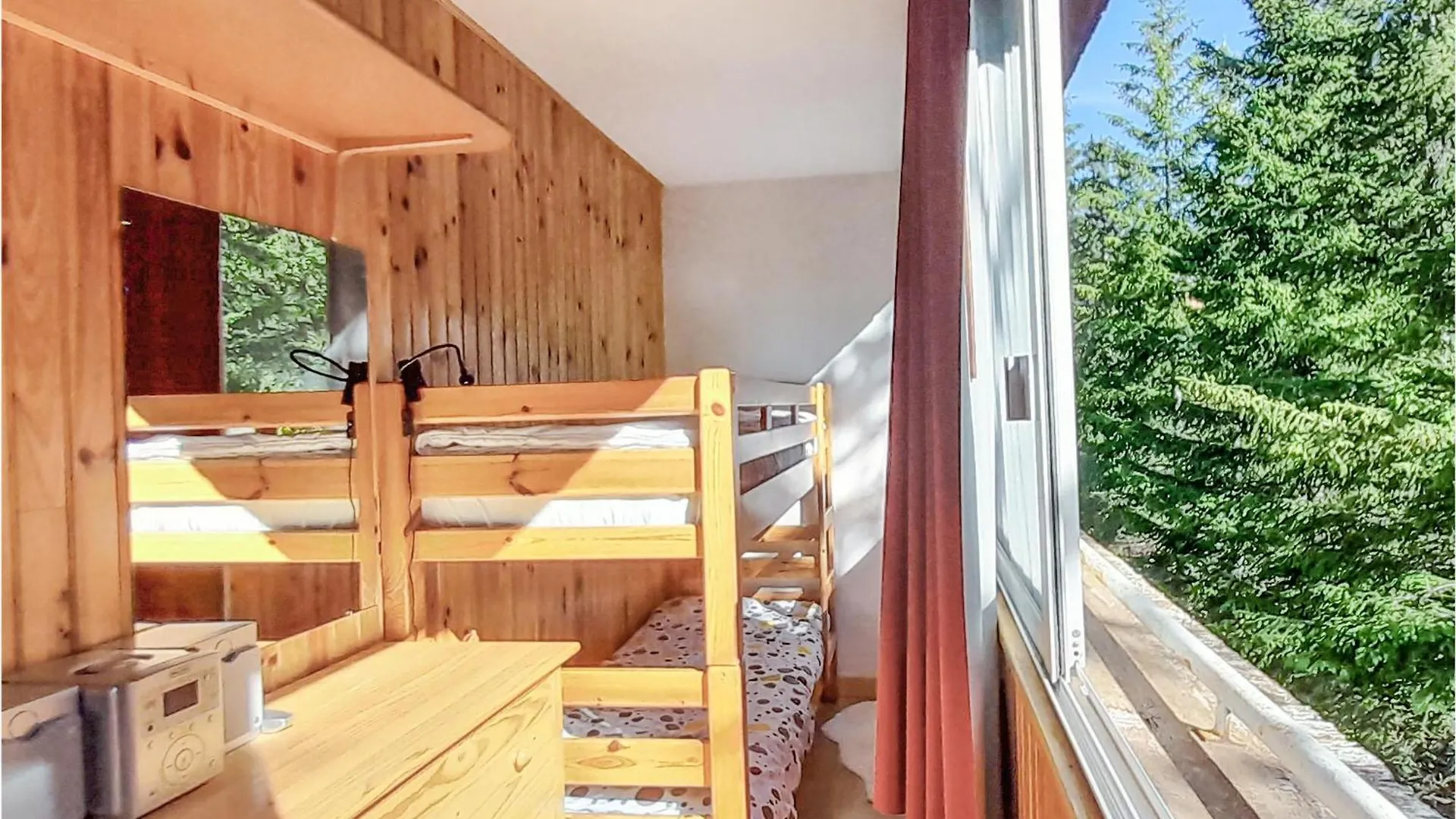 1 Bedroom Lovely Apartment In Allos